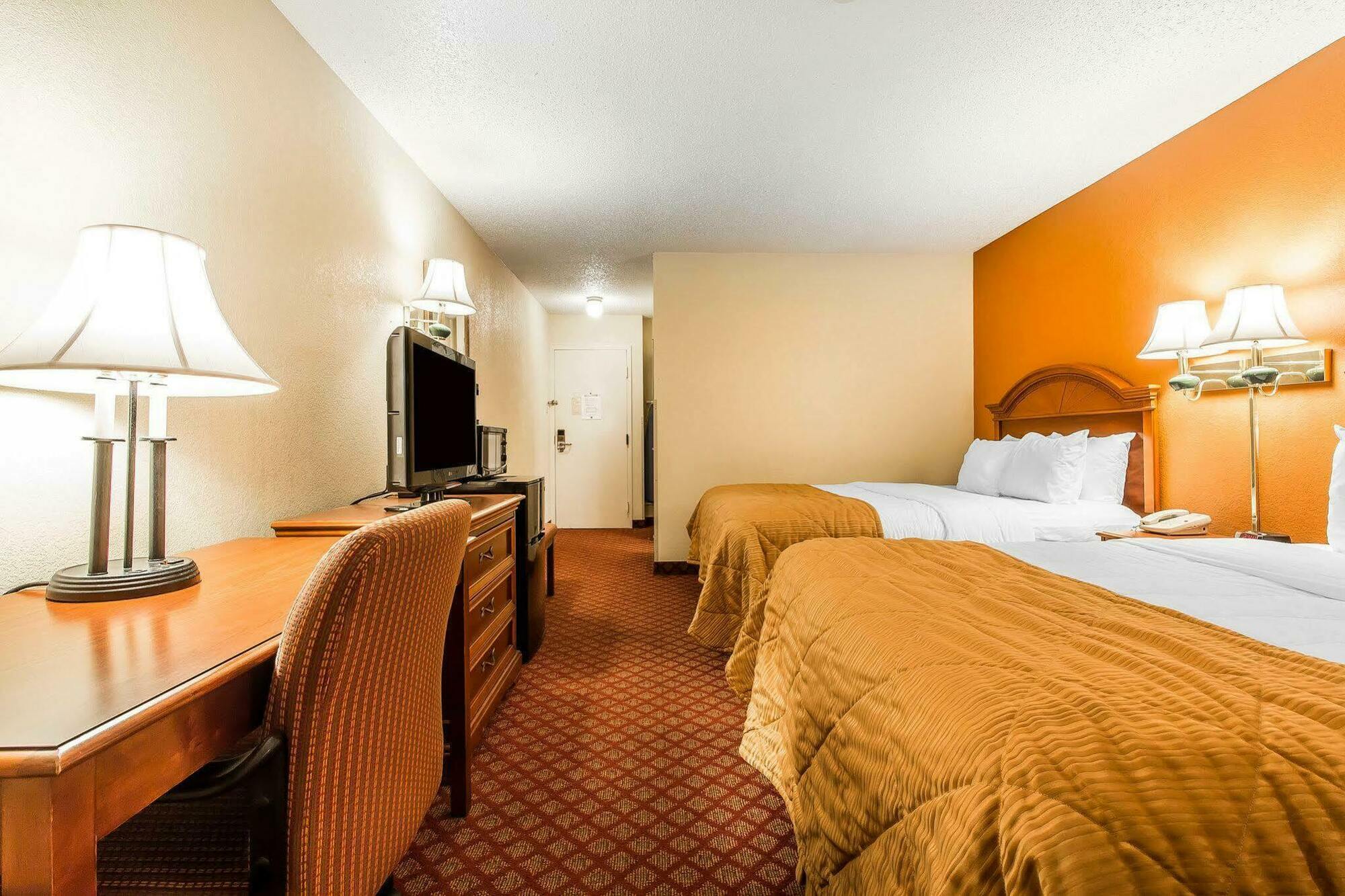 Quality Inn Куквілл Екстер'єр фото